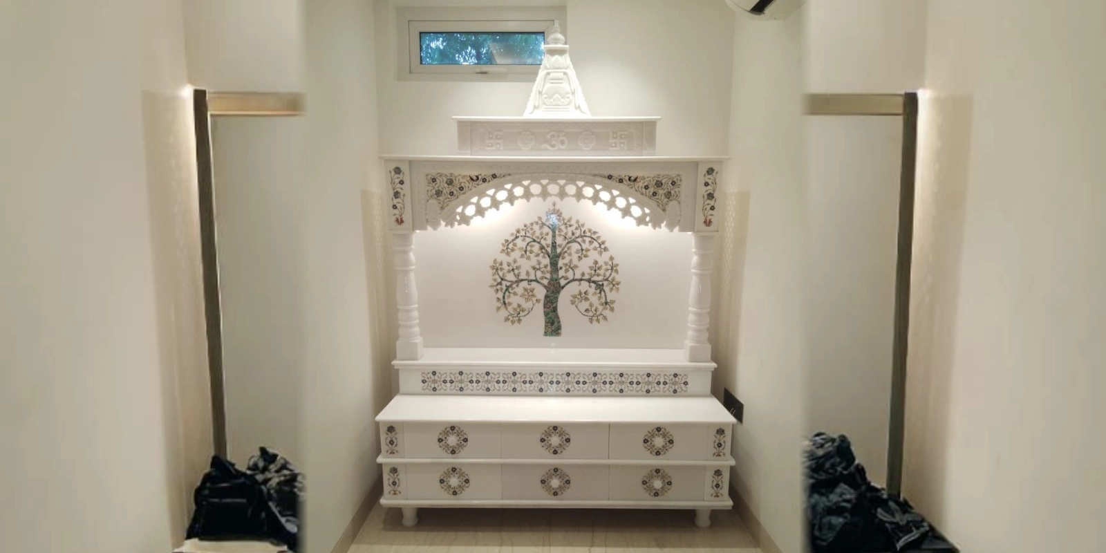 Handcrafted Makrana Marble Mandir & Kalpavriksha Inlay